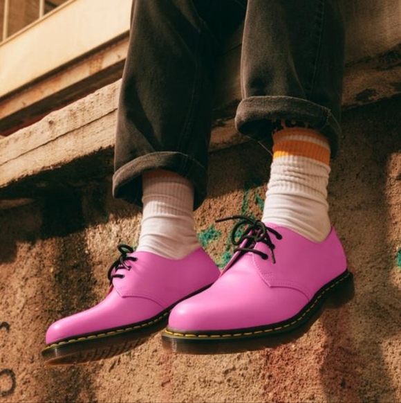 Dr. Martens Smooth Leather Oxfords in Thrift Pink main image 8